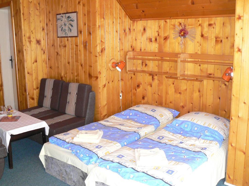 Penzion Pstruh Stožec Rum bild